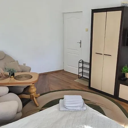 Privatunterkunft Biala Perla House *